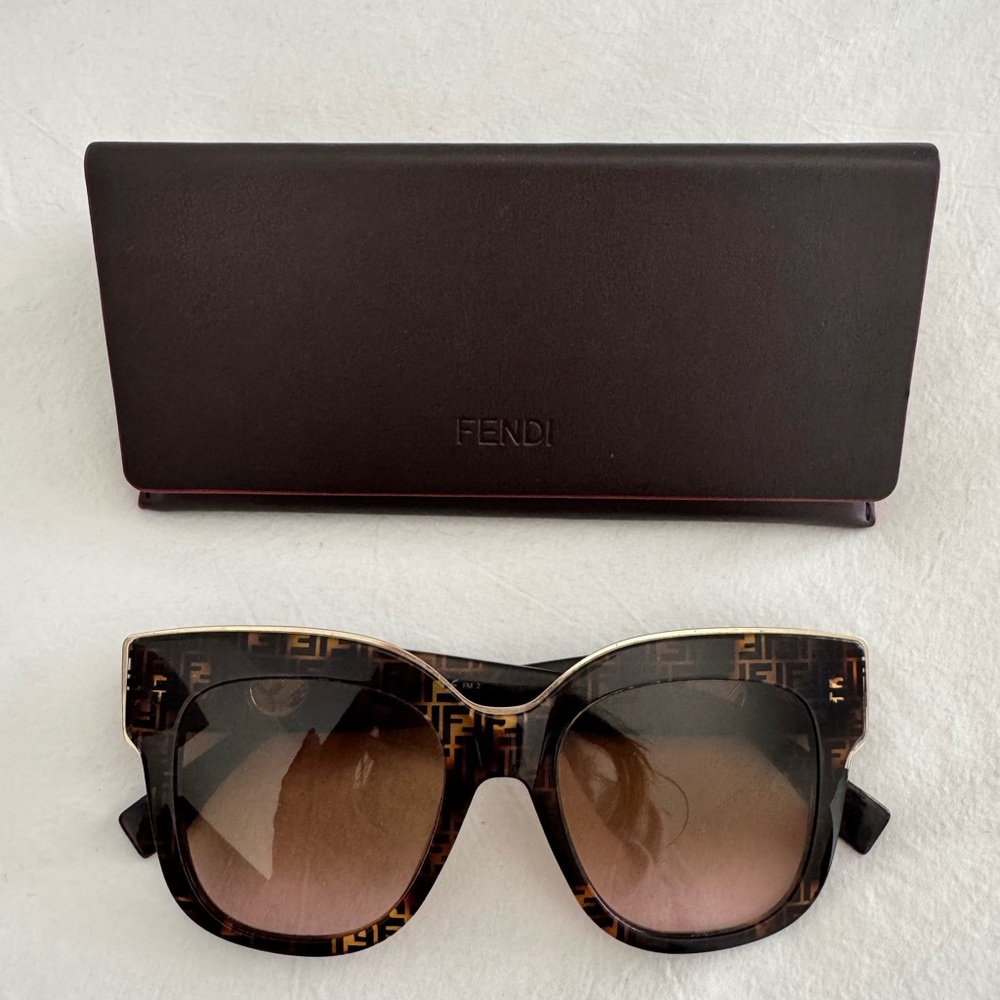 Fendi Brown Oversized Sunglasses